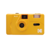 Refurbished Analogkamera Kodak M35 mit integriertem Blitz.